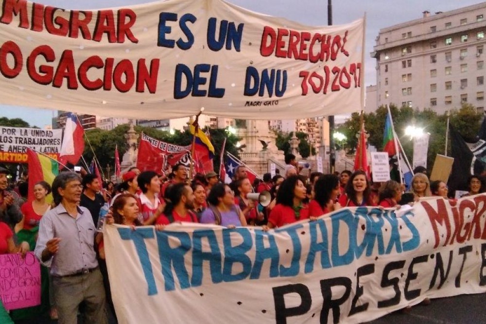 El Gobierno derogó el decreto migratorio de Mauricio Macri