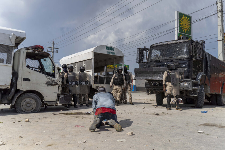 Haití: denuncian ejecución de miltiantes y periodistas en Puerto Príncipe